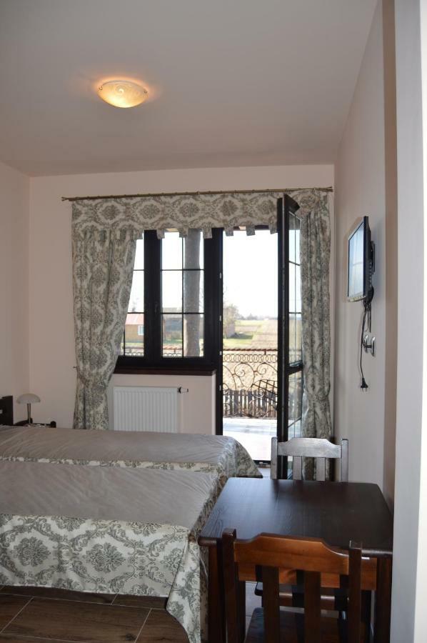 Bed and Breakfast Osrodek Bialy Lew Wojciechow  Exteriér fotografie